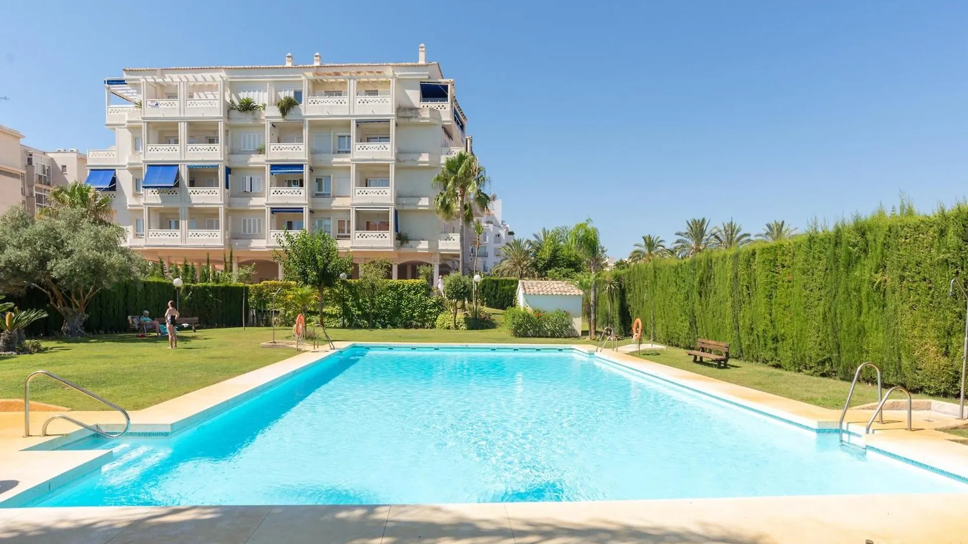 Sunny Apartment With Communal Pool Torremolinos 0*,