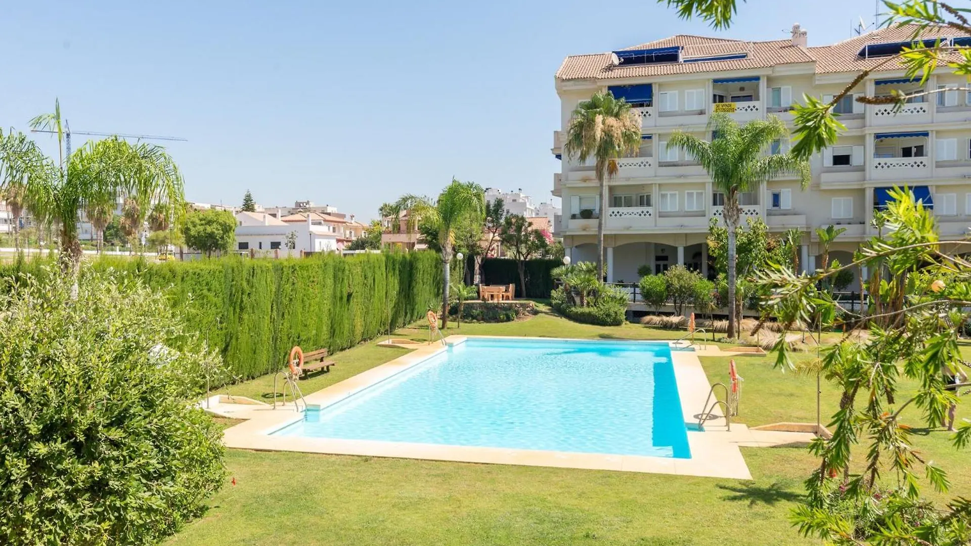 Sunny Apartment With Communal Pool Torremolinos 0*,  Espagne